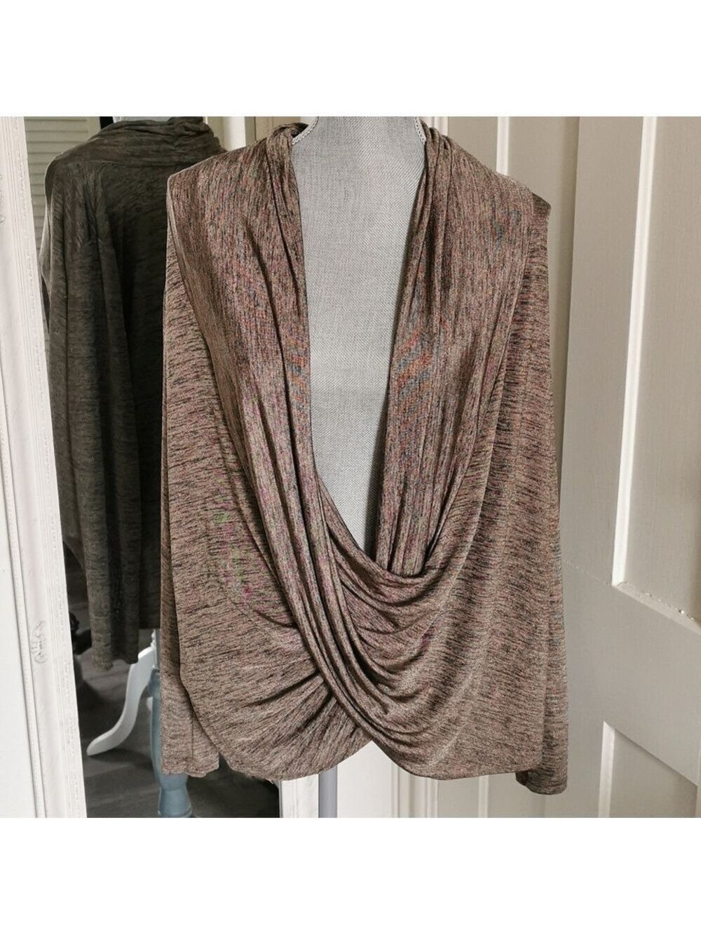 Laura wrap tunic. Size XL. EUC